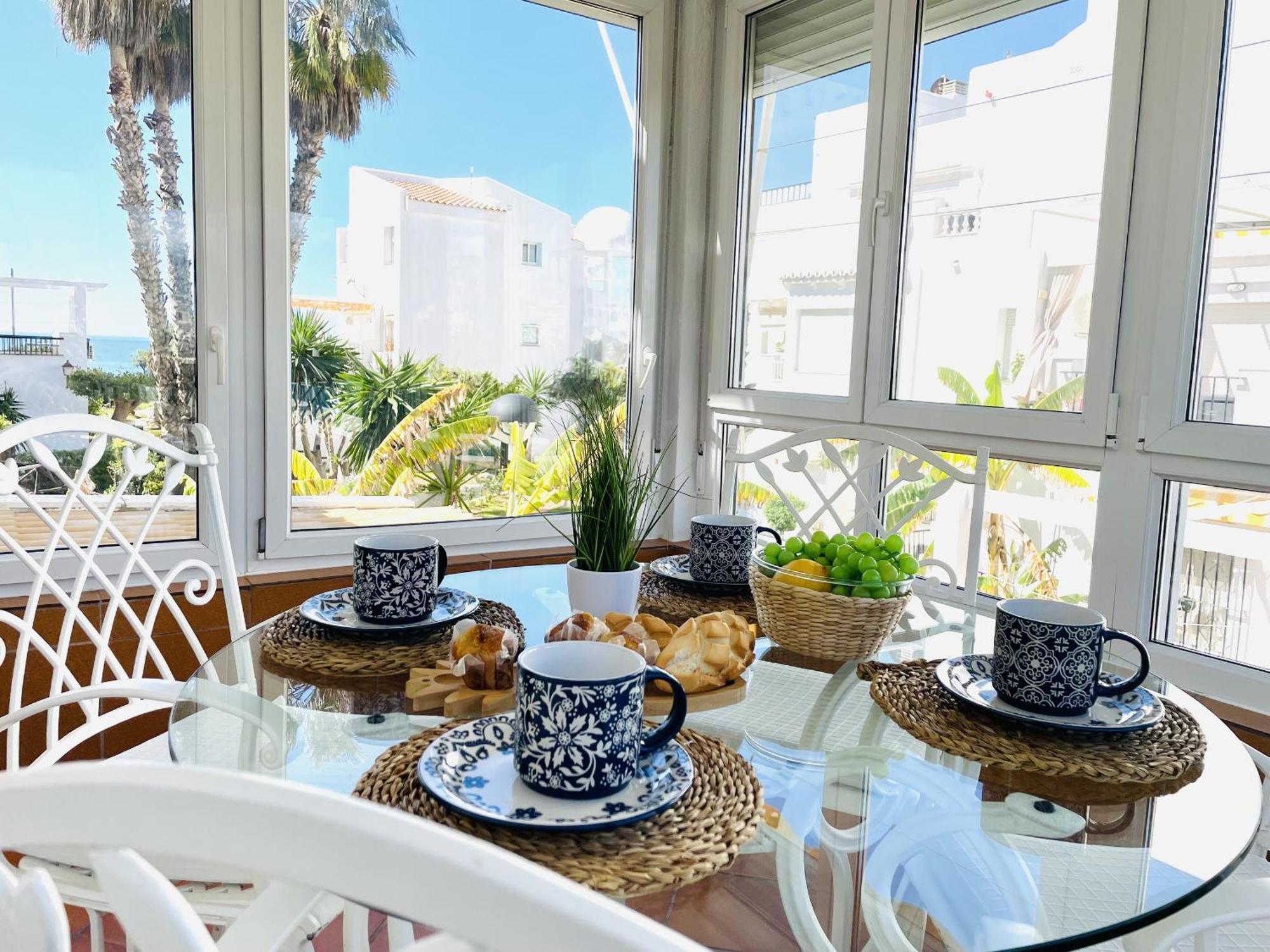 Apartamento Laguna Beach At Home تورّوكس كوستا المظهر الخارجي الصورة