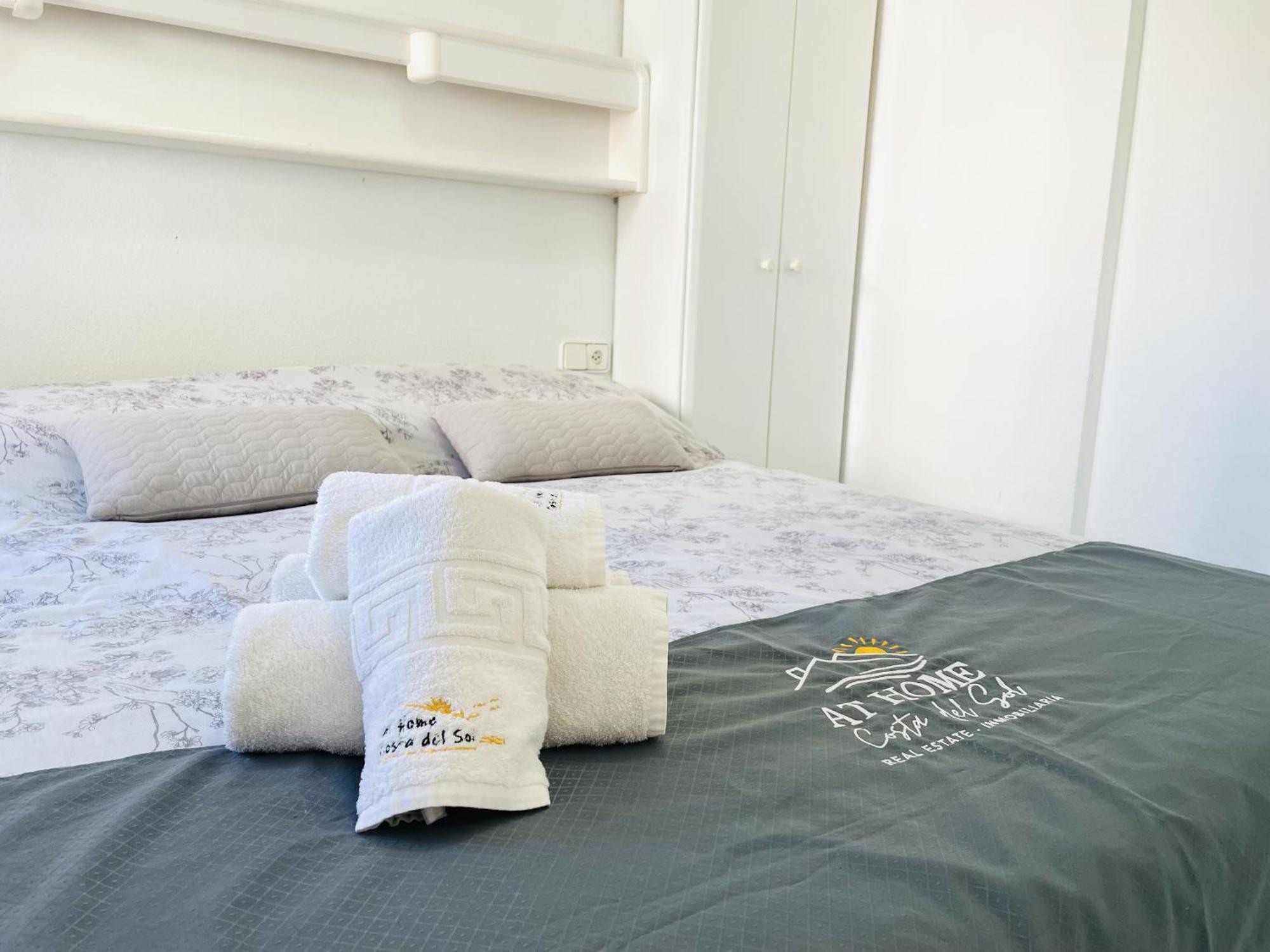Apartamento Laguna Beach At Home تورّوكس كوستا المظهر الخارجي الصورة